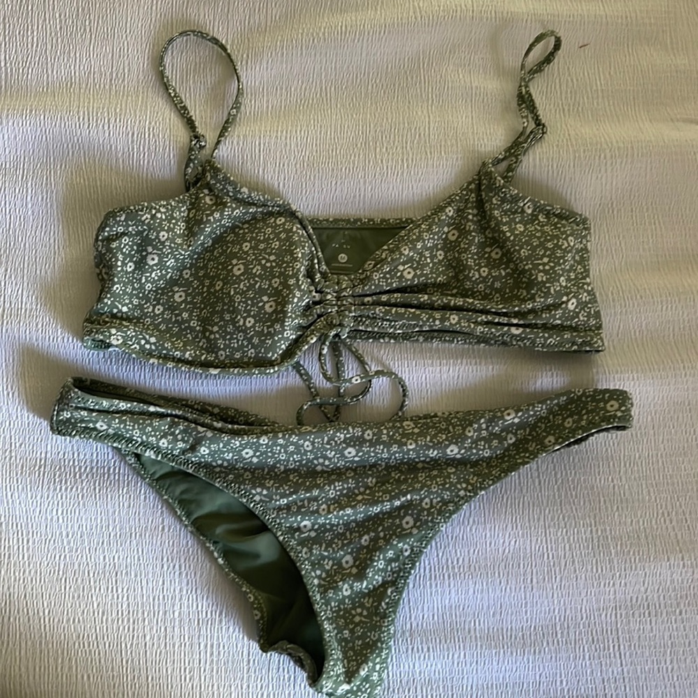 Pacsun green floral swimsuit